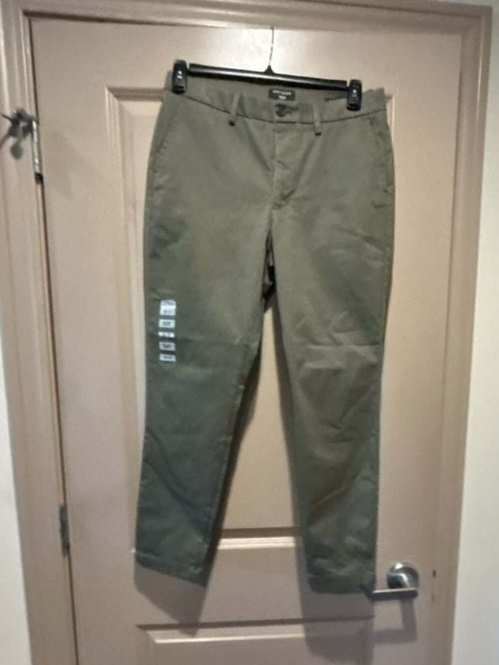 Dockers Men's Weekend Chino Mid-Rise Skinny Pants Olive Green